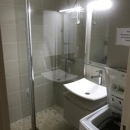 Sur 300m De La Apartament *